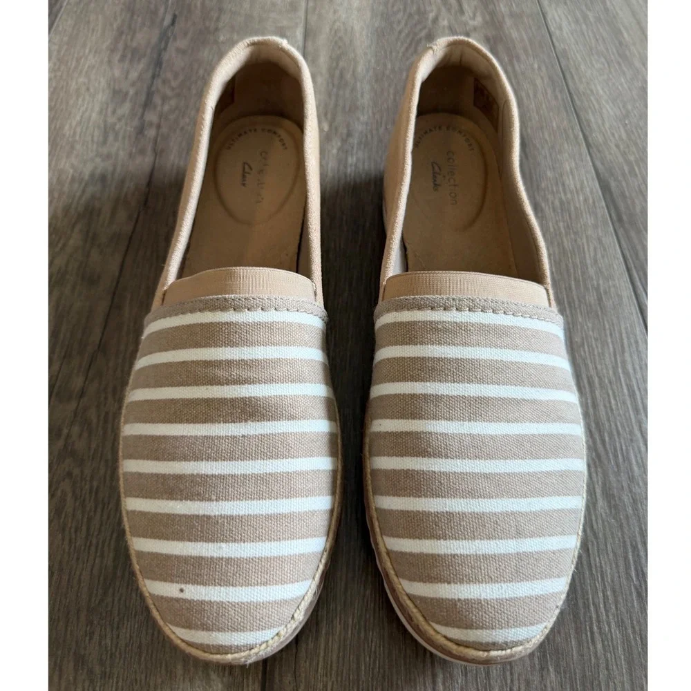 Clarks Collection Womens 10 Tan White Striped Canvas Suede Slip On Loafers